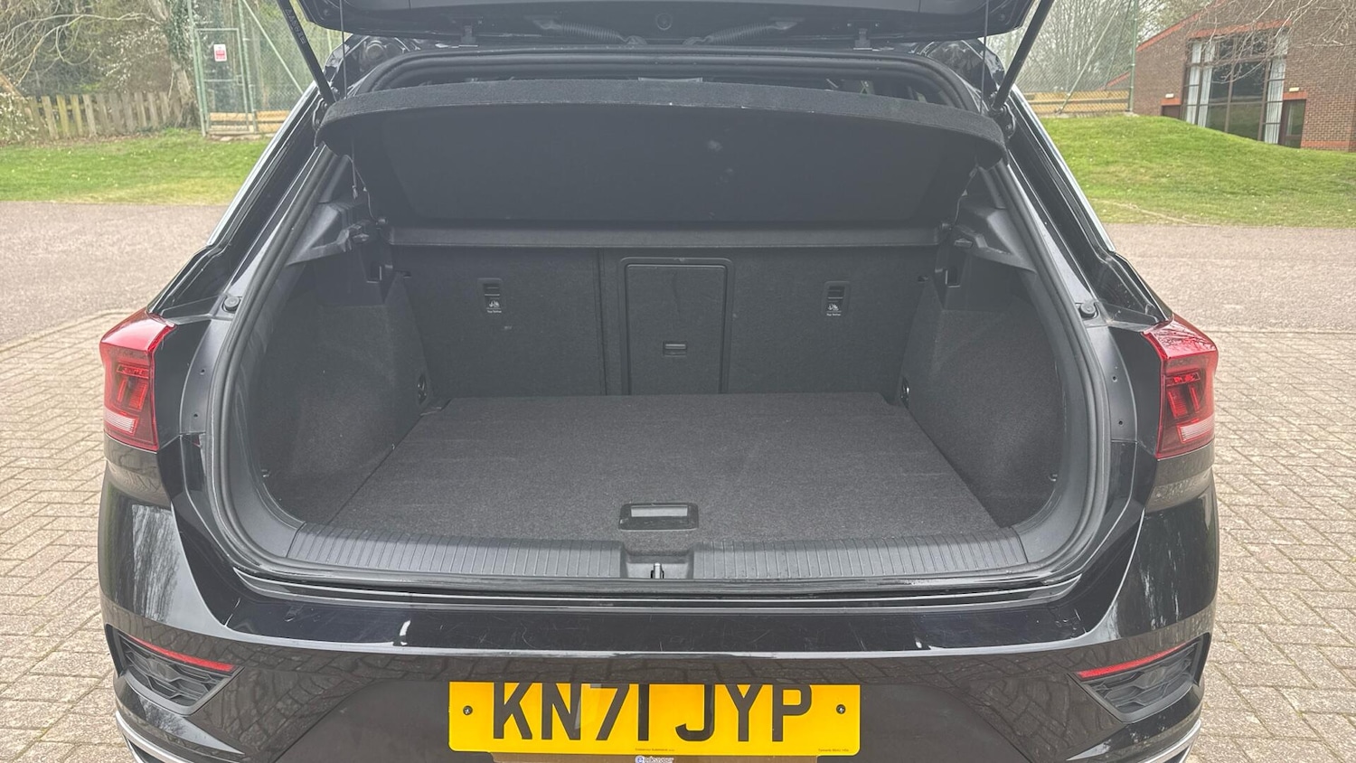 Used Volkswagen T-Roc 2021 for sale - 78055311: Photo 30