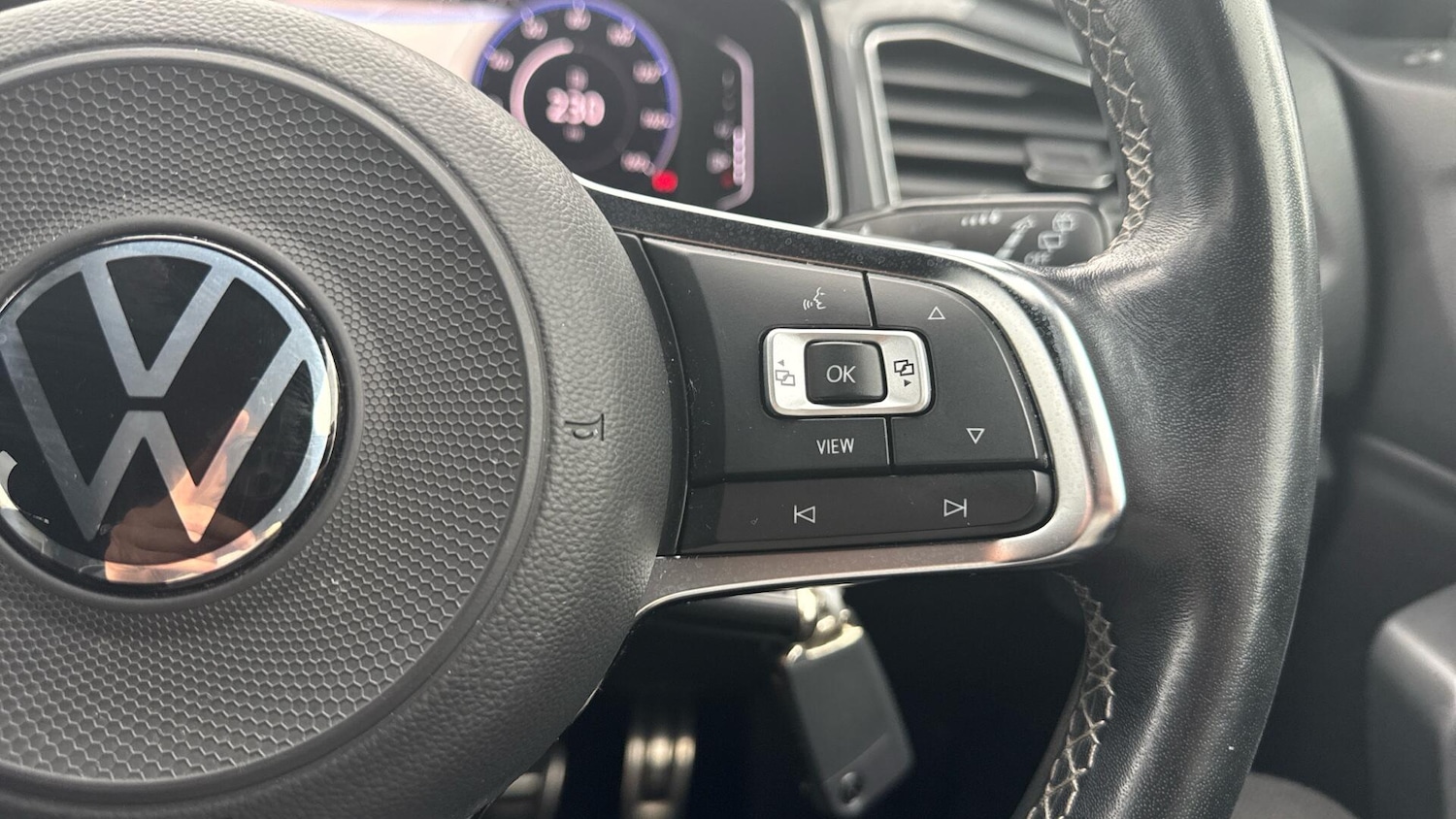 Used Volkswagen T-Roc 2021 for sale - 78055311: Photo 31