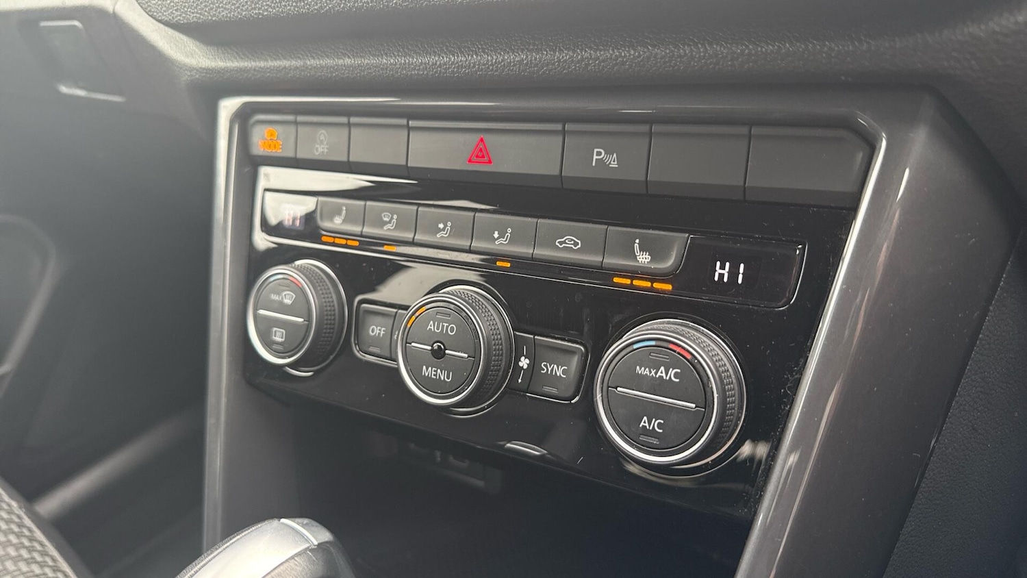 Used Volkswagen T-Roc 2021 for sale - 78055311: Photo 37