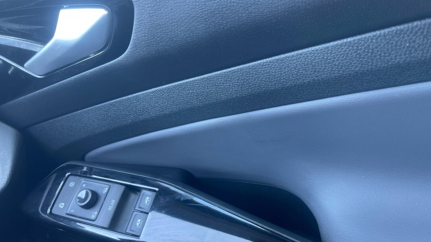 Used Volkswagen ID.4 2022 for sale - 78021362: Photo 17