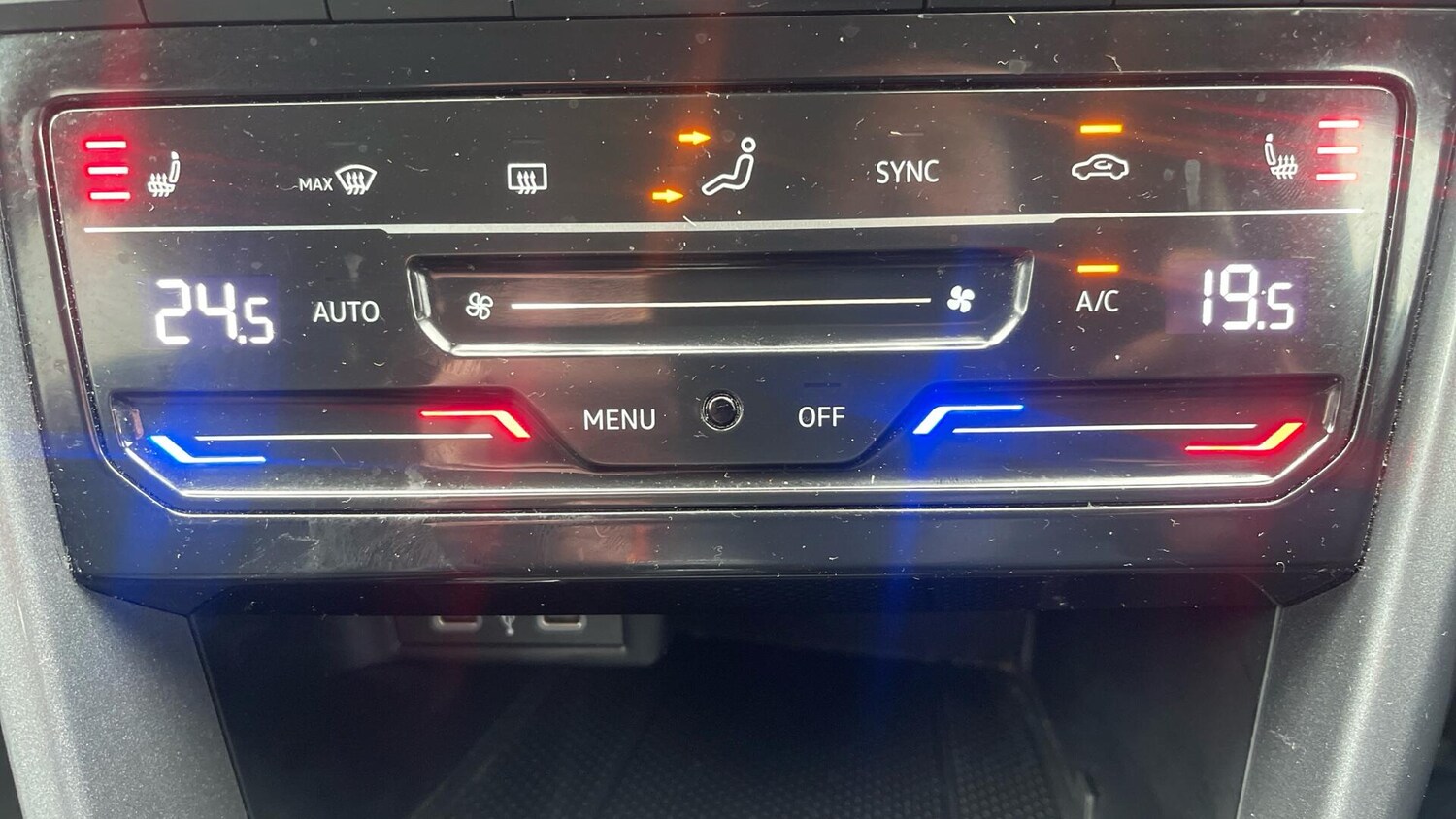 Used Volkswagen T-Roc 2023 for sale - 78021355: Photo 23