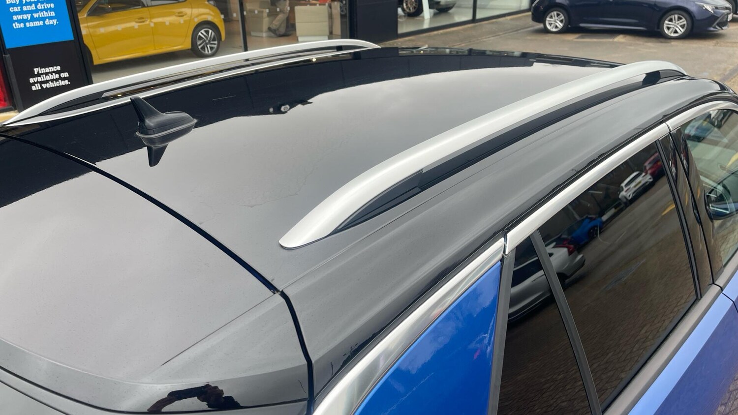 Used Volkswagen T-Roc 2023 for sale - 78021355: Photo 42