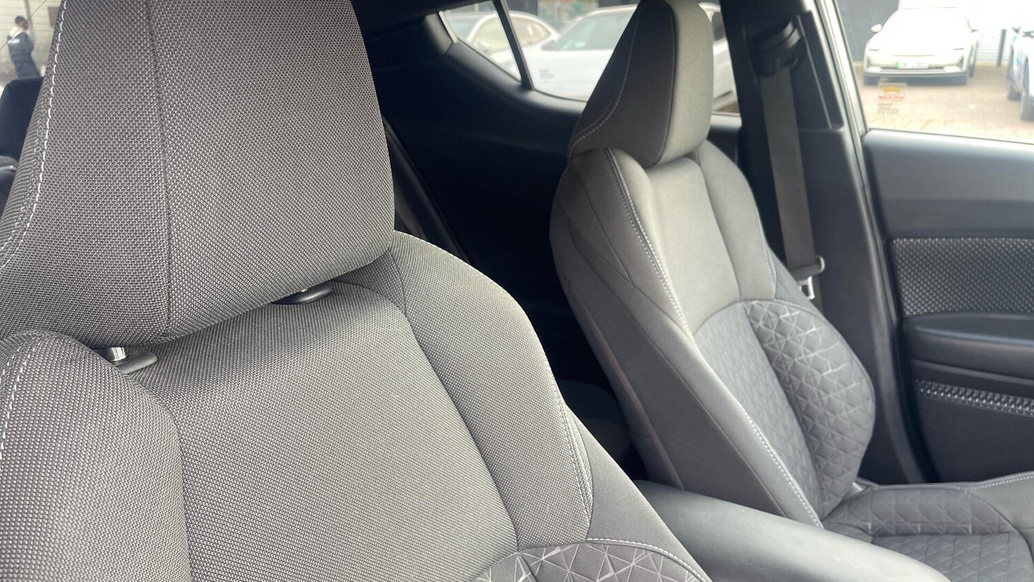 Used Toyota C-HR 2020 for sale - 78021374: Photo 15