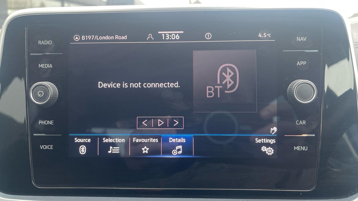 Used Volkswagen T-Roc 2023 for sale - 78211940: Photo 31