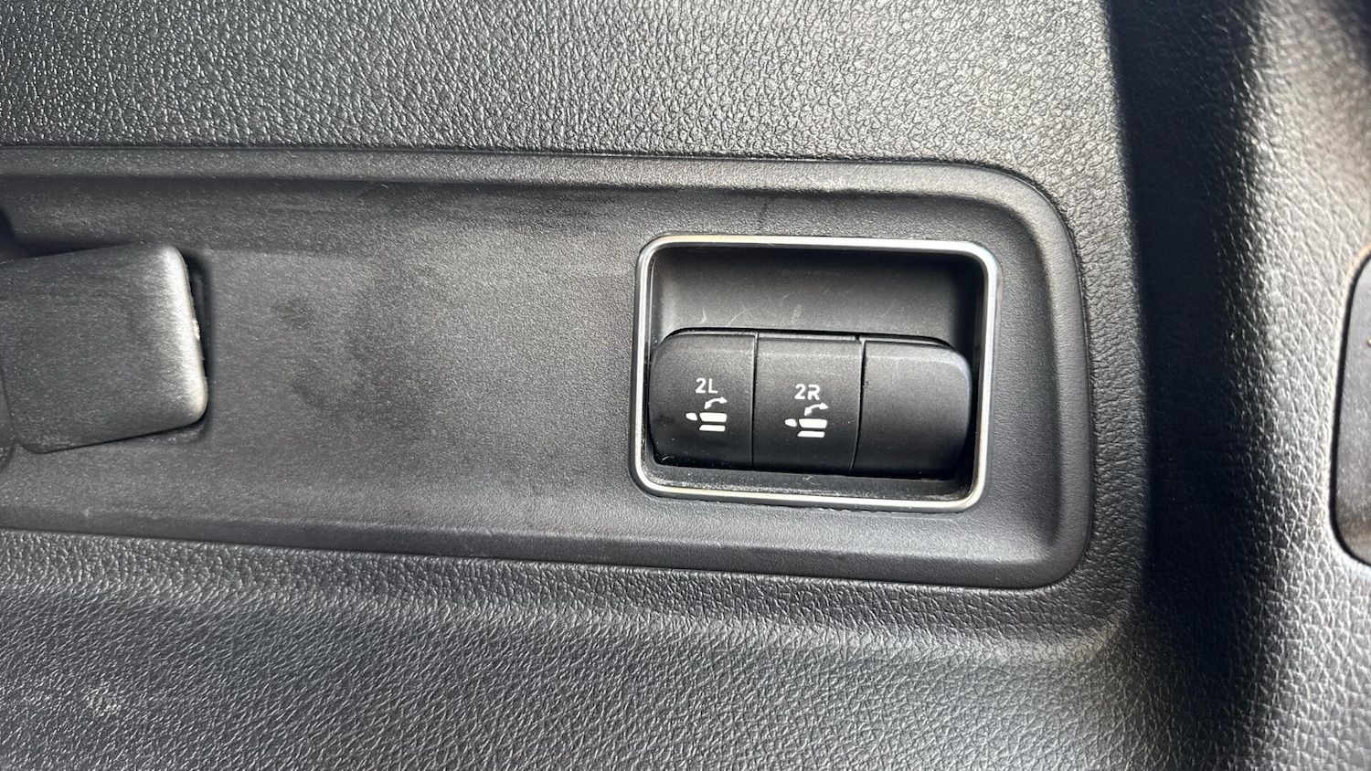 Used Mercedes-Benz GLE 2023 for sale - 78133633: Photo 17