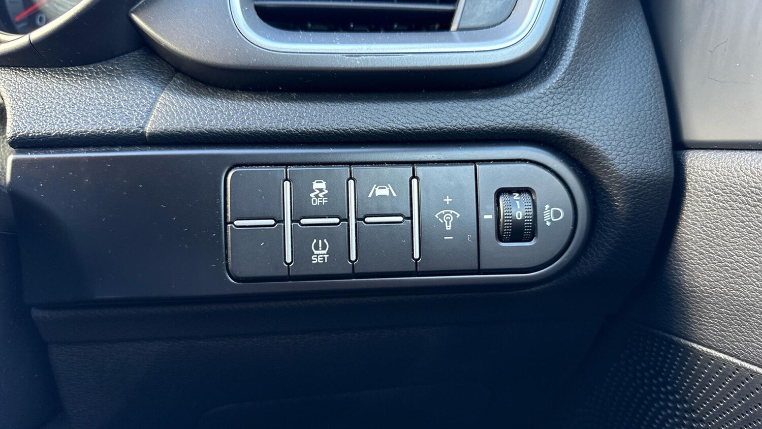 Used Kia XCeed 2023 for sale - 78021360: Photo 16