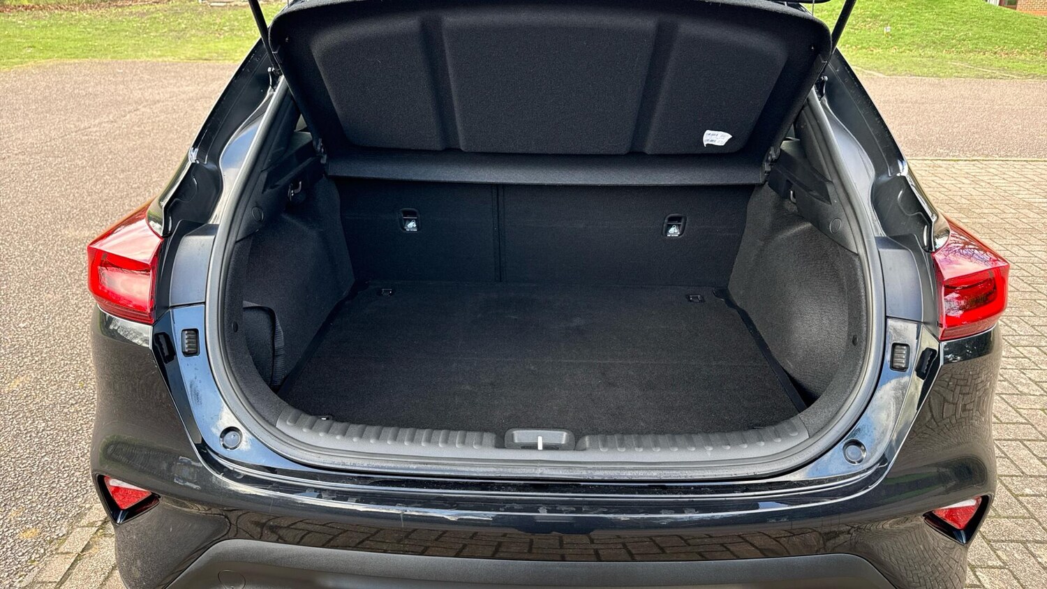 Used Kia XCeed 2023 for sale - 78021360: Photo 37