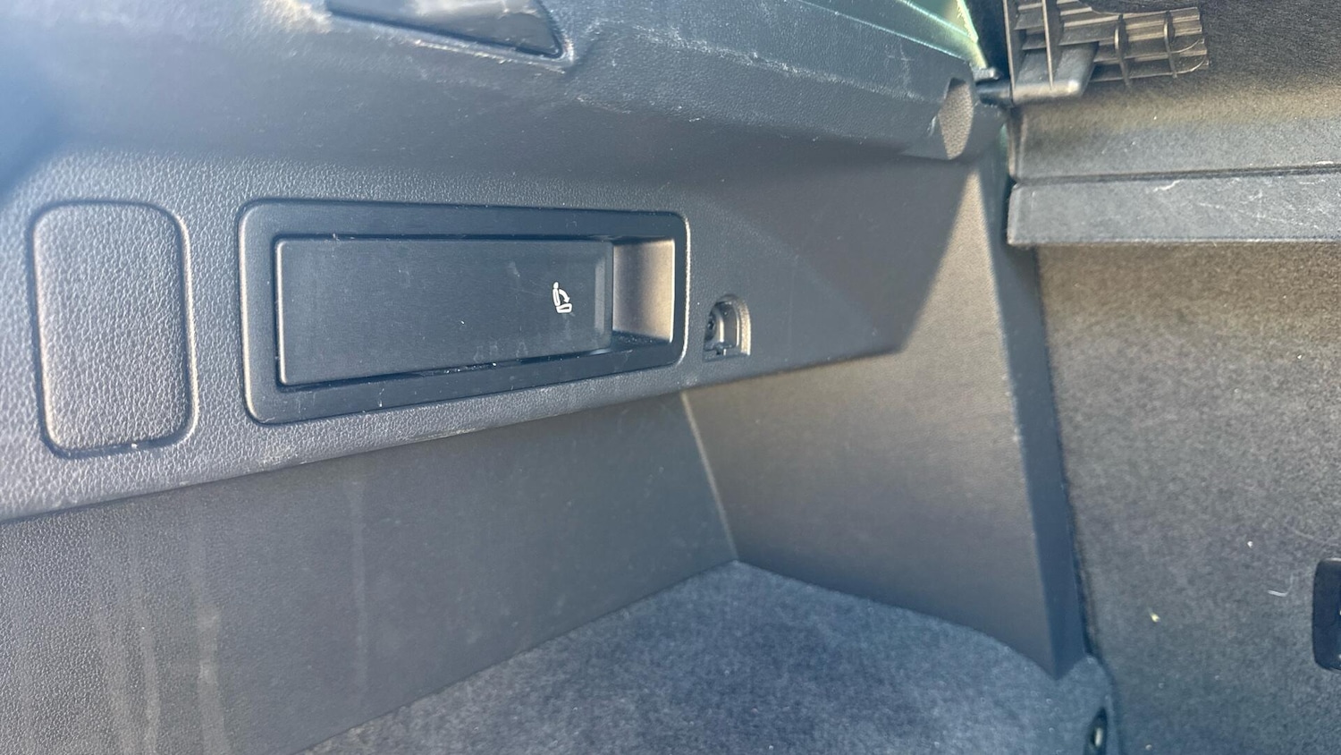 Used Volkswagen Tiguan 2019 for sale - 78179848: Photo 15