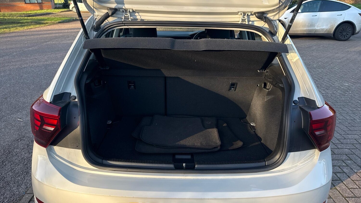 Used Volkswagen Polo 2023 for sale - 78021364: Photo 23