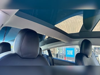 Used Tesla Model 3 2021 for sale - 78450212: Photo