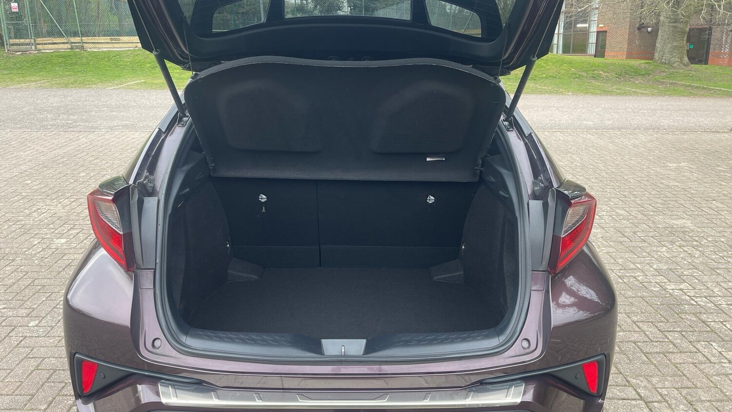 Used Toyota C-HR 2023 for sale - 78021368: Photo 27