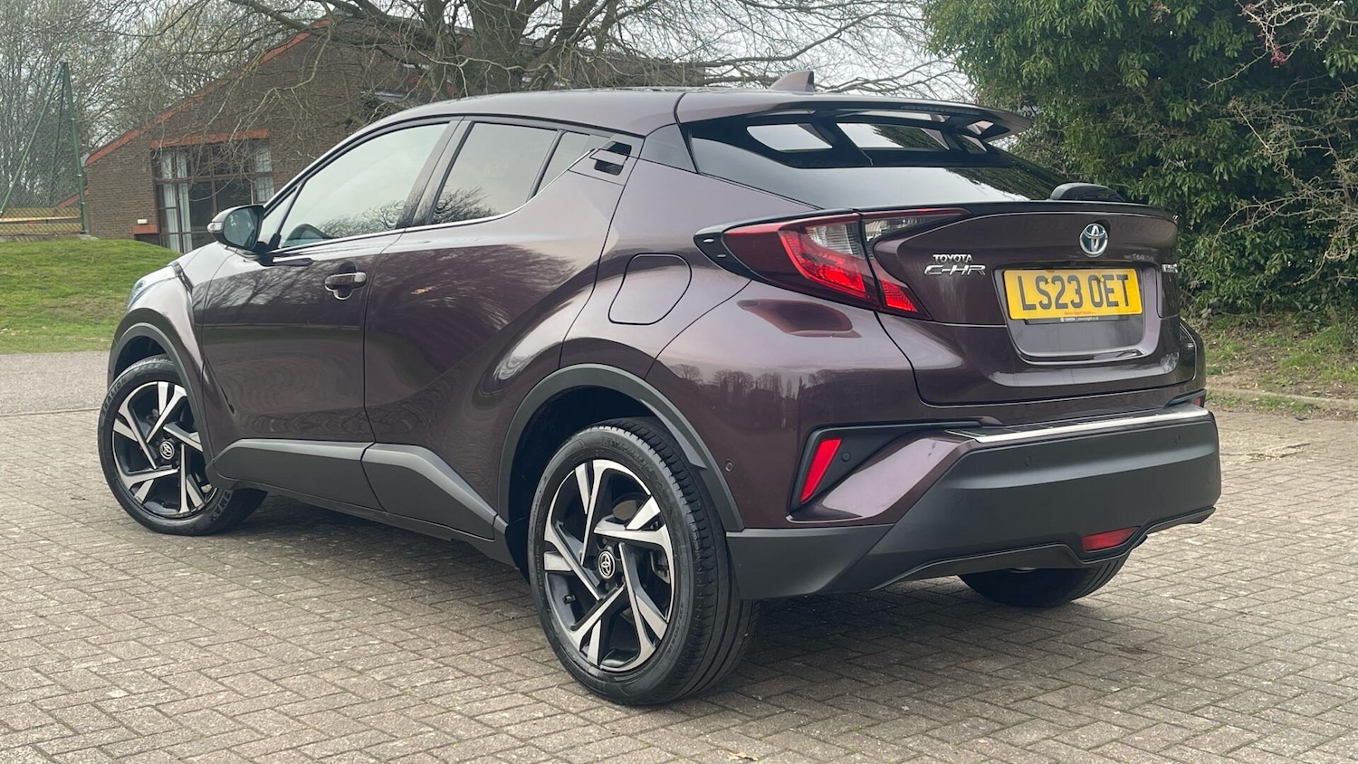 Used Toyota C-HR 2023 for sale - 78021368: Photo 4