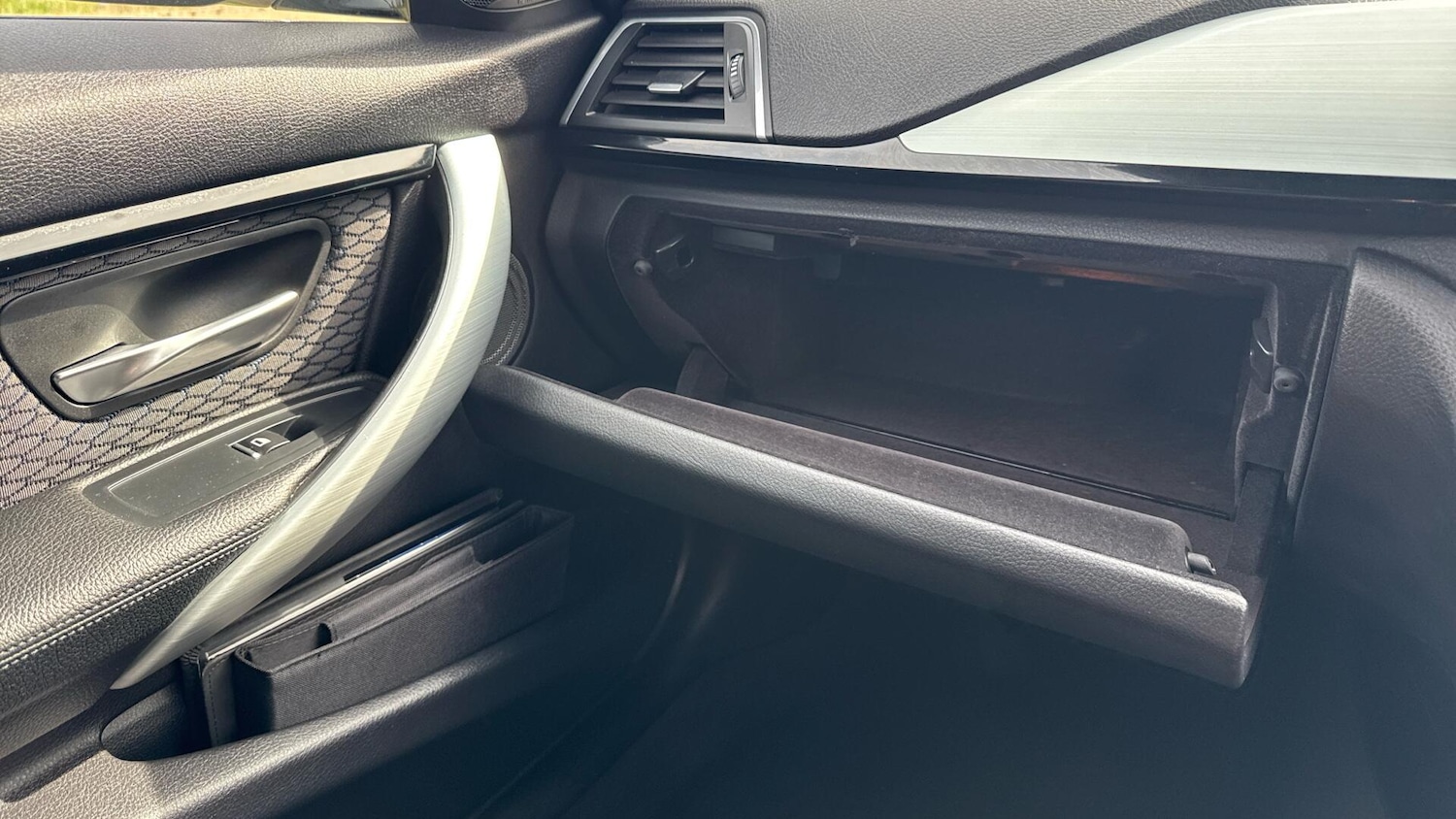 Used BMW 3 Series 2016 for sale - 78187025: Photo 33