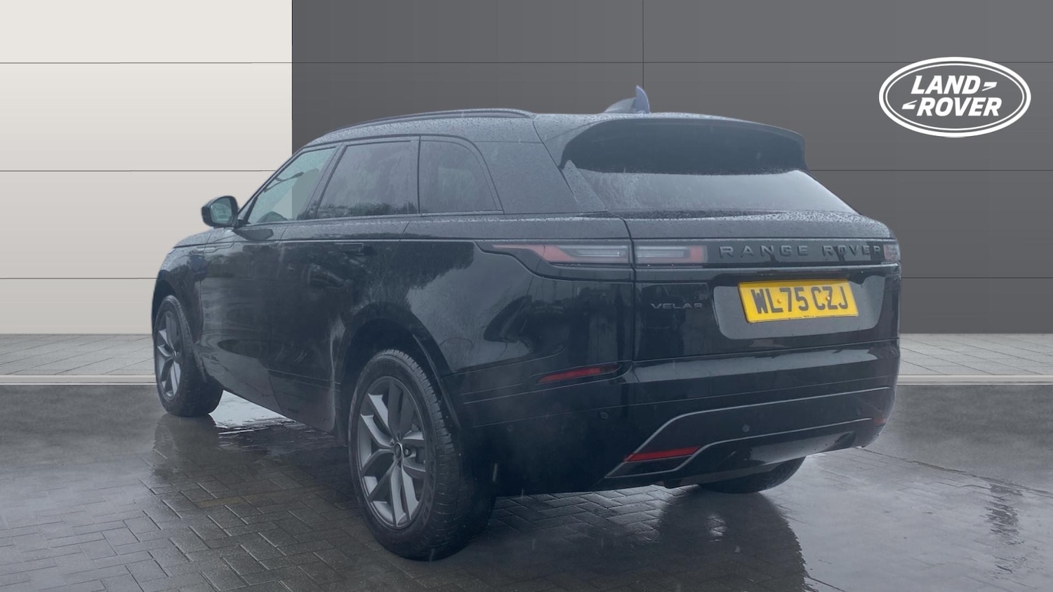 Used Land Rover Range Rover Velar 2026 for sale - 78015098: Photo 2