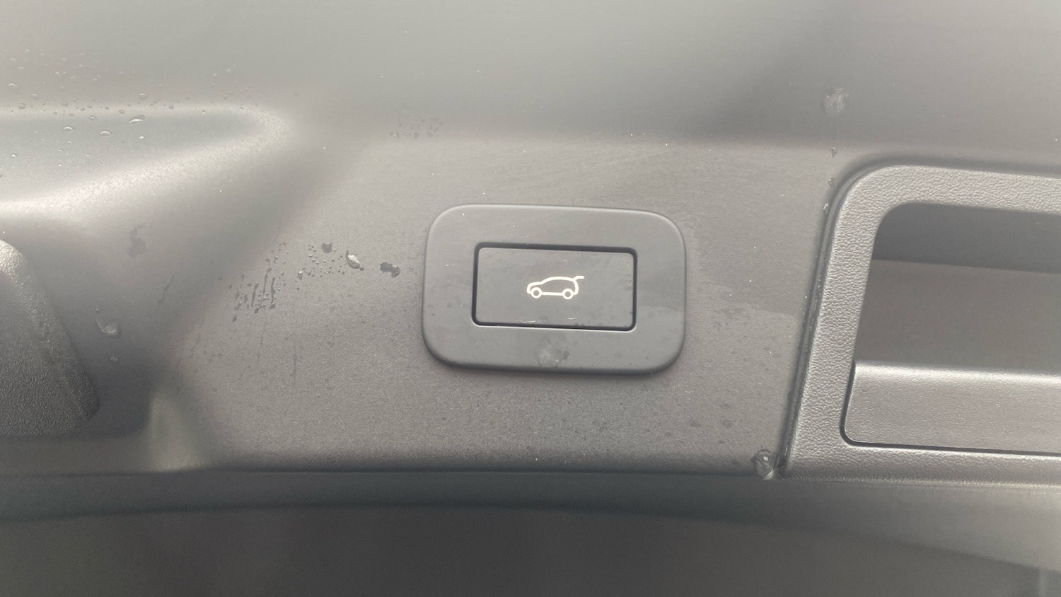 Used Land Rover Range Rover Velar 2026 for sale - 78015098: Photo 36