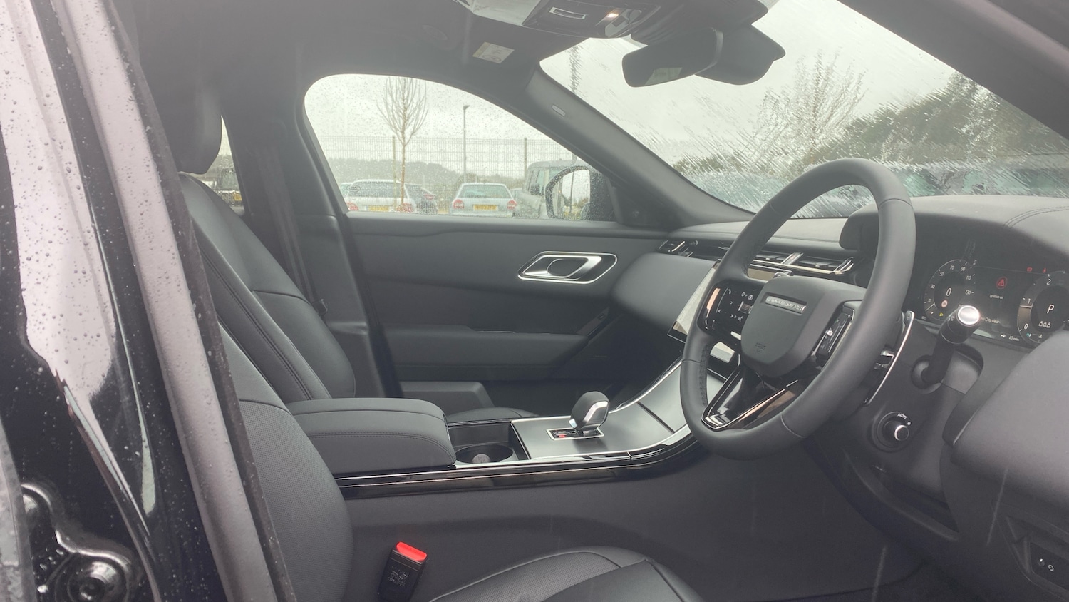 Used Land Rover Range Rover Velar 2026 for sale - 78015098: Photo 50