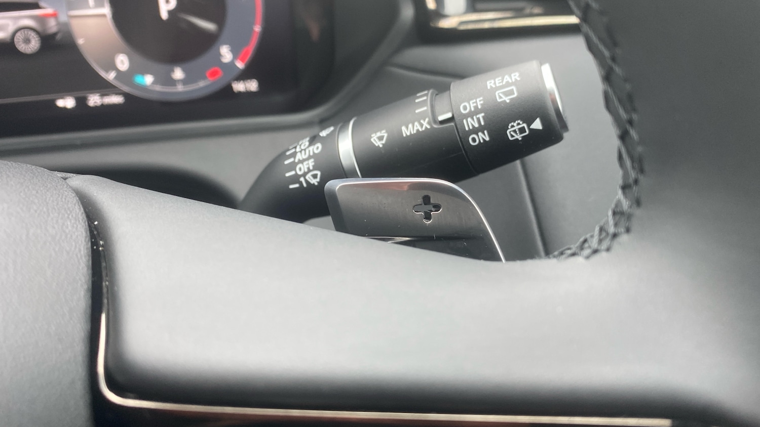 Used Land Rover Range Rover Velar 2026 for sale - 78015098: Photo 57