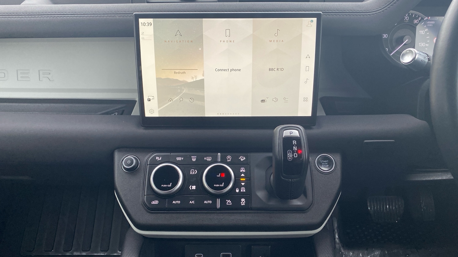 Used Land Rover Defender 2021 for sale - 76465999: Photo 14