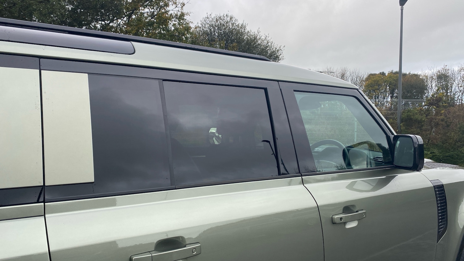 Used Land Rover Defender 2021 for sale - 76465999: Photo 24