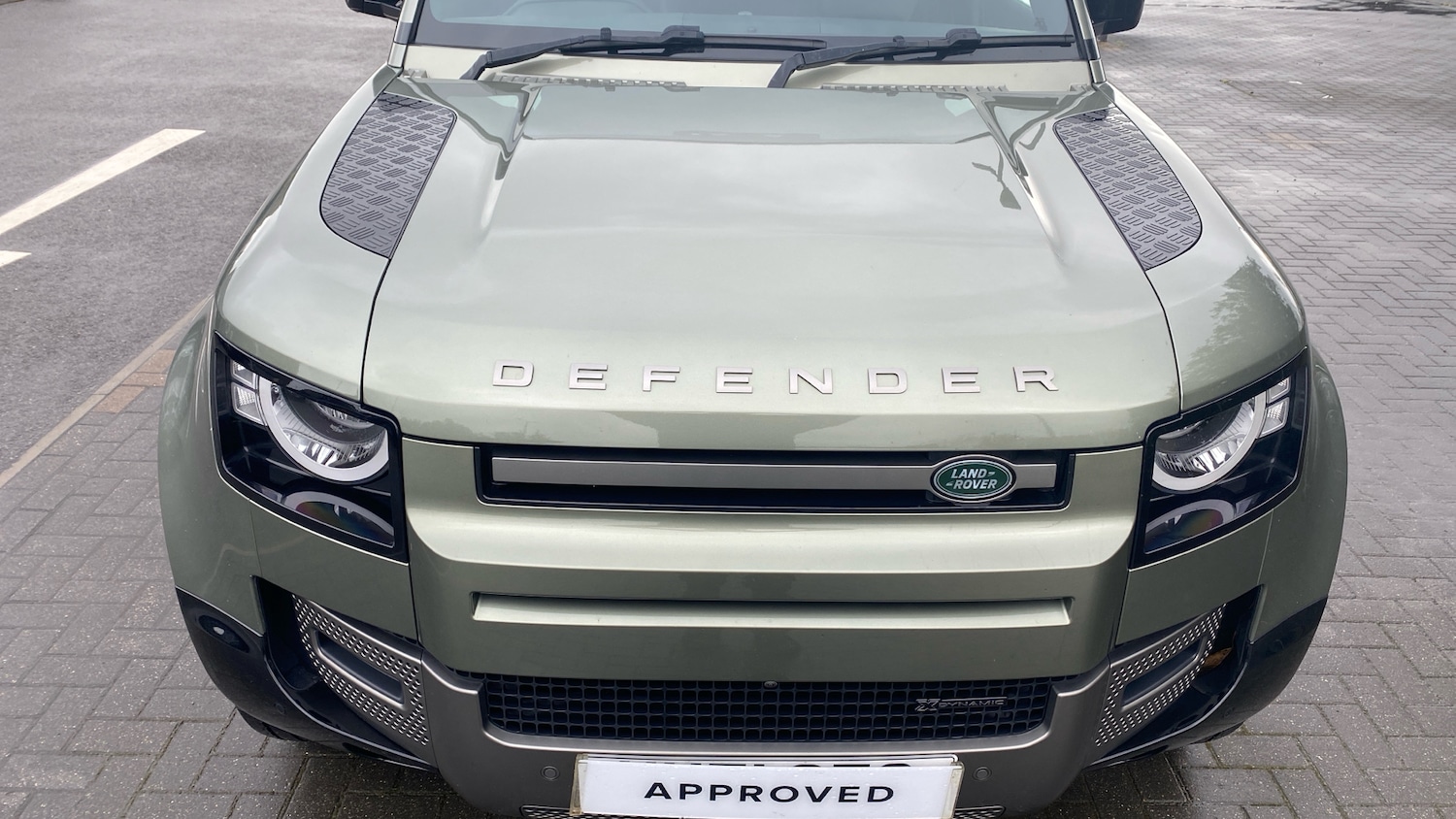 Used Land Rover Defender 2021 for sale - 76465999: Photo 31