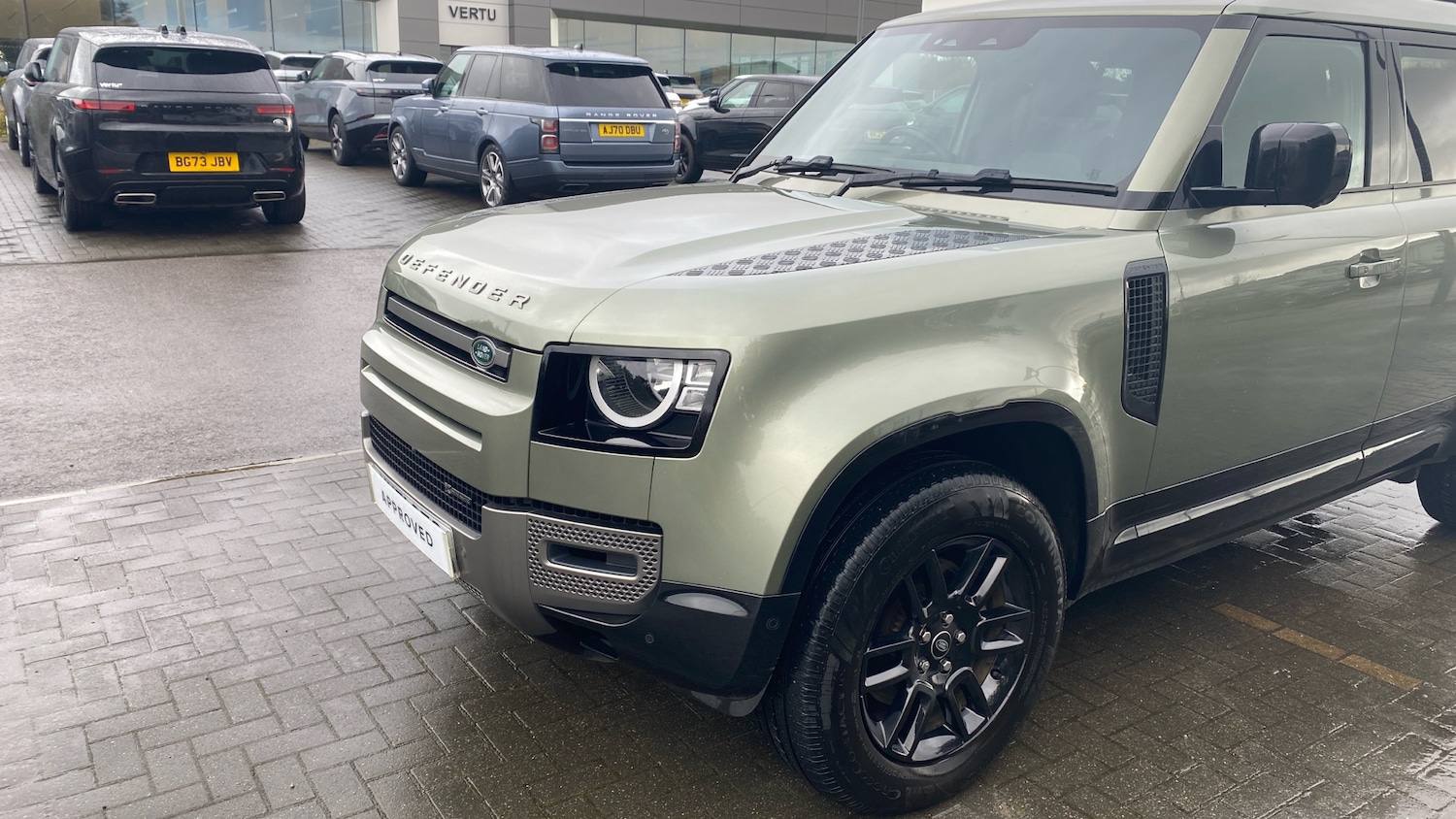 Used Land Rover Defender 2021 for sale - 76465999: Photo 33