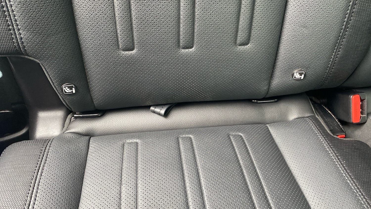 Used Land Rover Defender 2021 for sale - 76465999: Photo 44