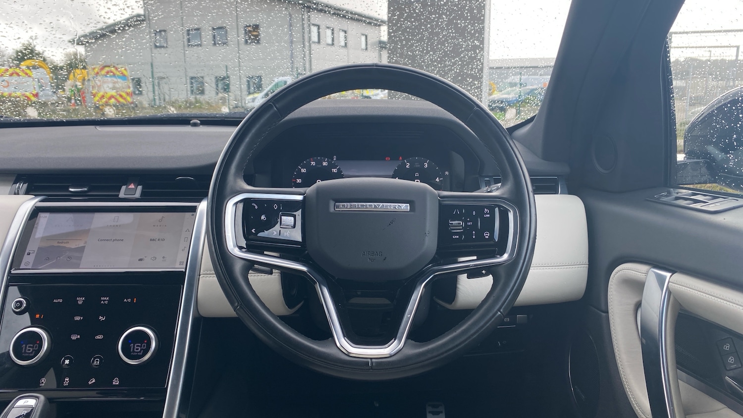 Used Land Rover Discovery Sport 2023 for sale - 77901466: Photo 15