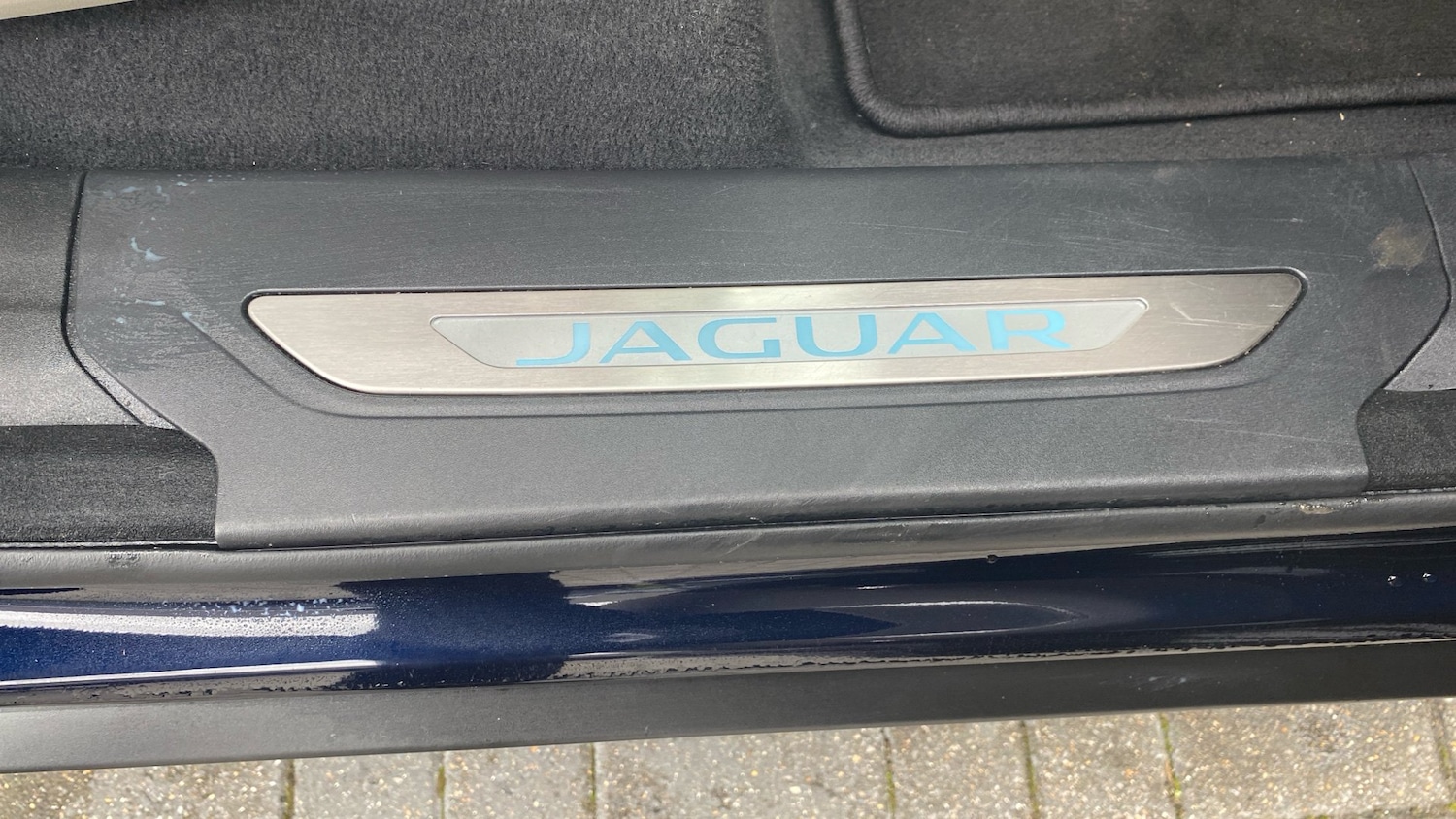 Vehicle 44