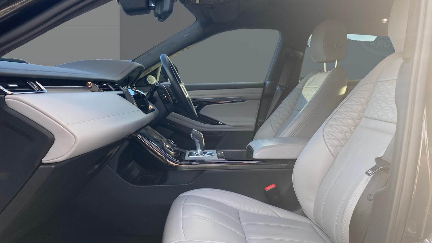 Used Land Rover Range Rover Evoque 2022 for sale - 77271236: Photo 3