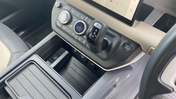 Used Land Rover Defender 2023 for sale - 76146497: Photo 13