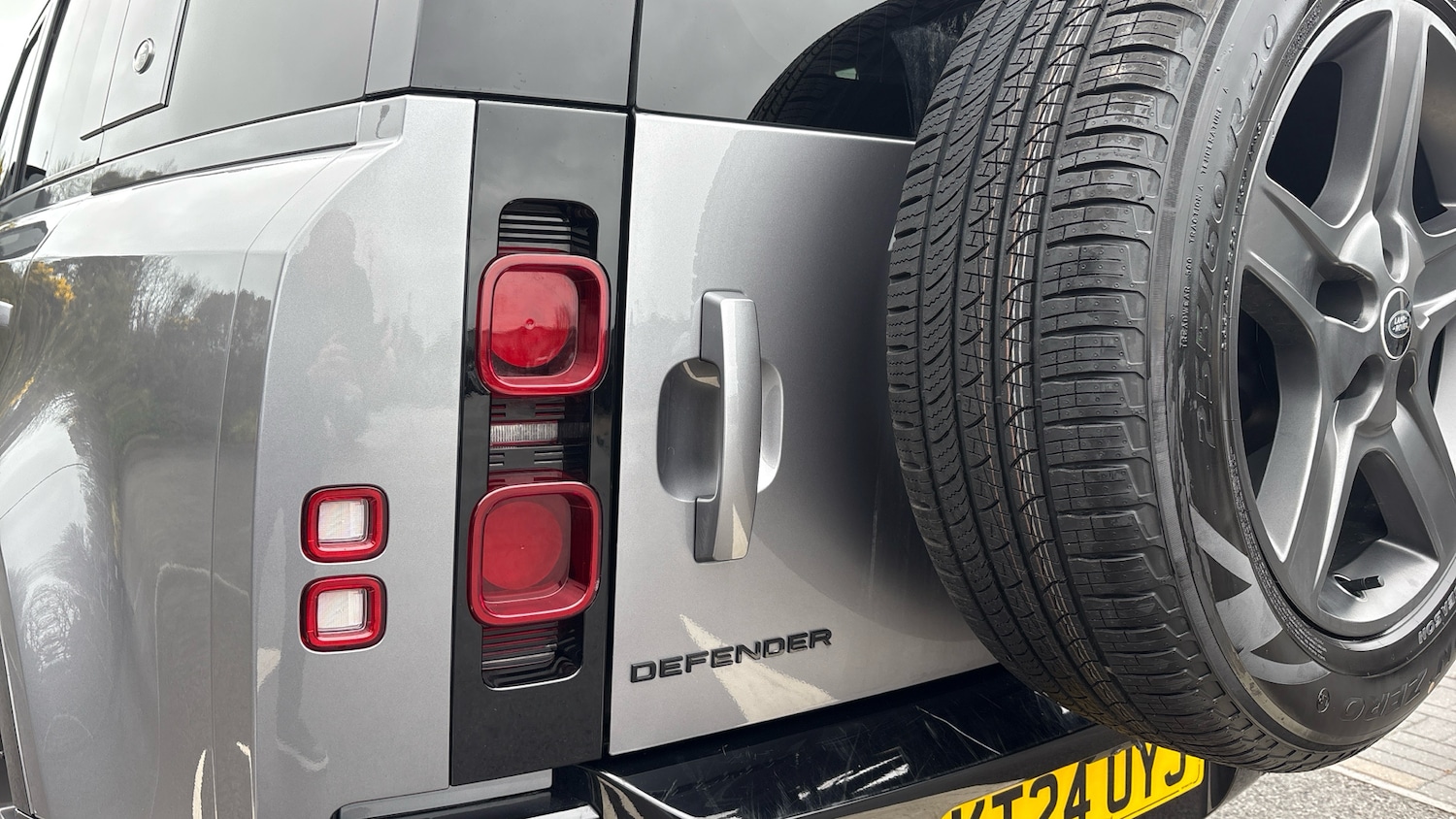 Used Land Rover Defender 2024 for sale - 78054143: Photo 19