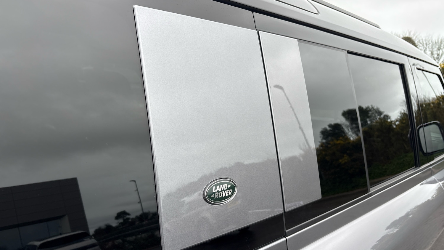 Used Land Rover Defender 2024 for sale - 78054143: Photo 24