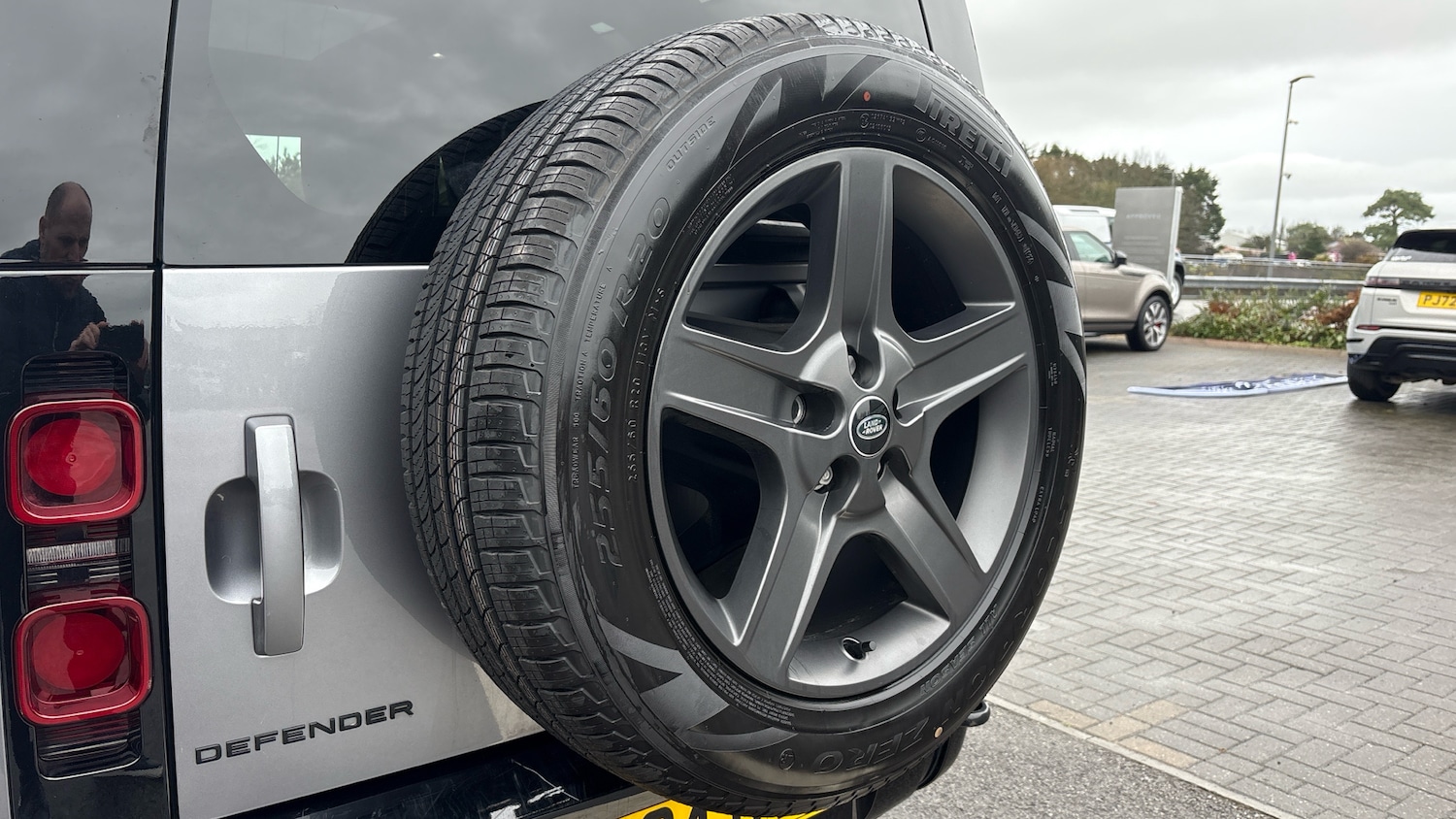 Used Land Rover Defender 2024 for sale - 78054143: Photo 33