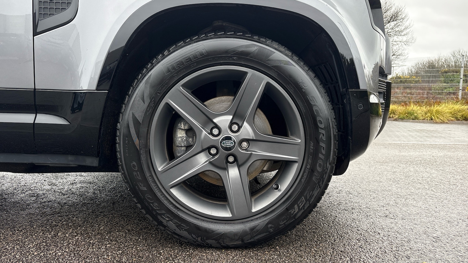 Used Land Rover Defender 2024 for sale - 78054143: Photo 8