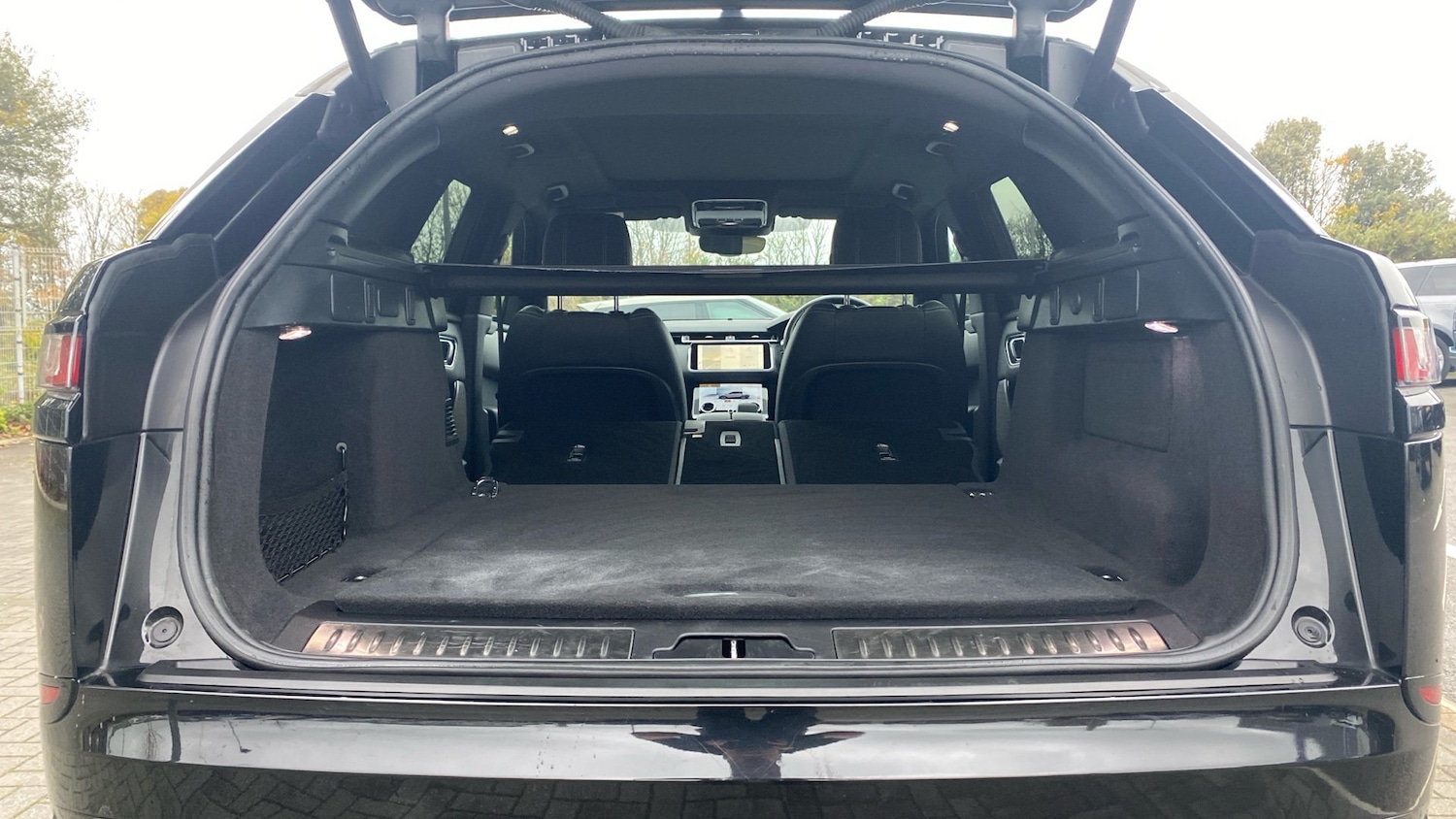 Used Land Rover Range Rover Velar 2022 for sale - 76859023: Photo 10