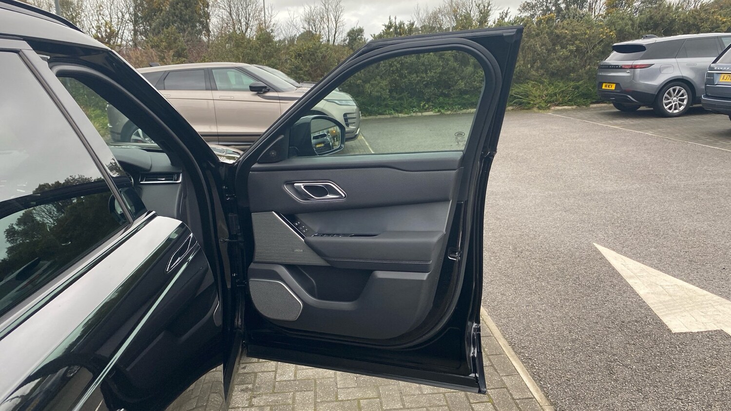 Used Land Rover Range Rover Velar 2022 for sale - 76859023: Photo 43