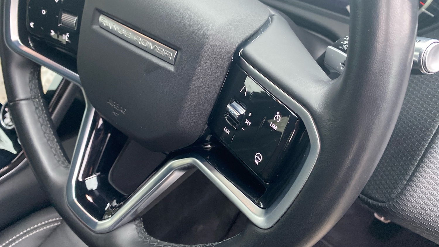 Used Land Rover Range Rover Velar 2022 for sale - 76859023: Photo 51