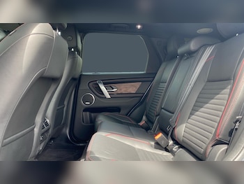 Used Land Rover Discovery Sport 2022 for sale - 79136815: Photo