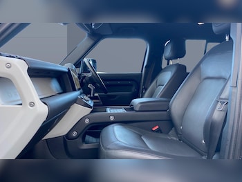 Used Land Rover Defender 2024 for sale - 77337485: Photo