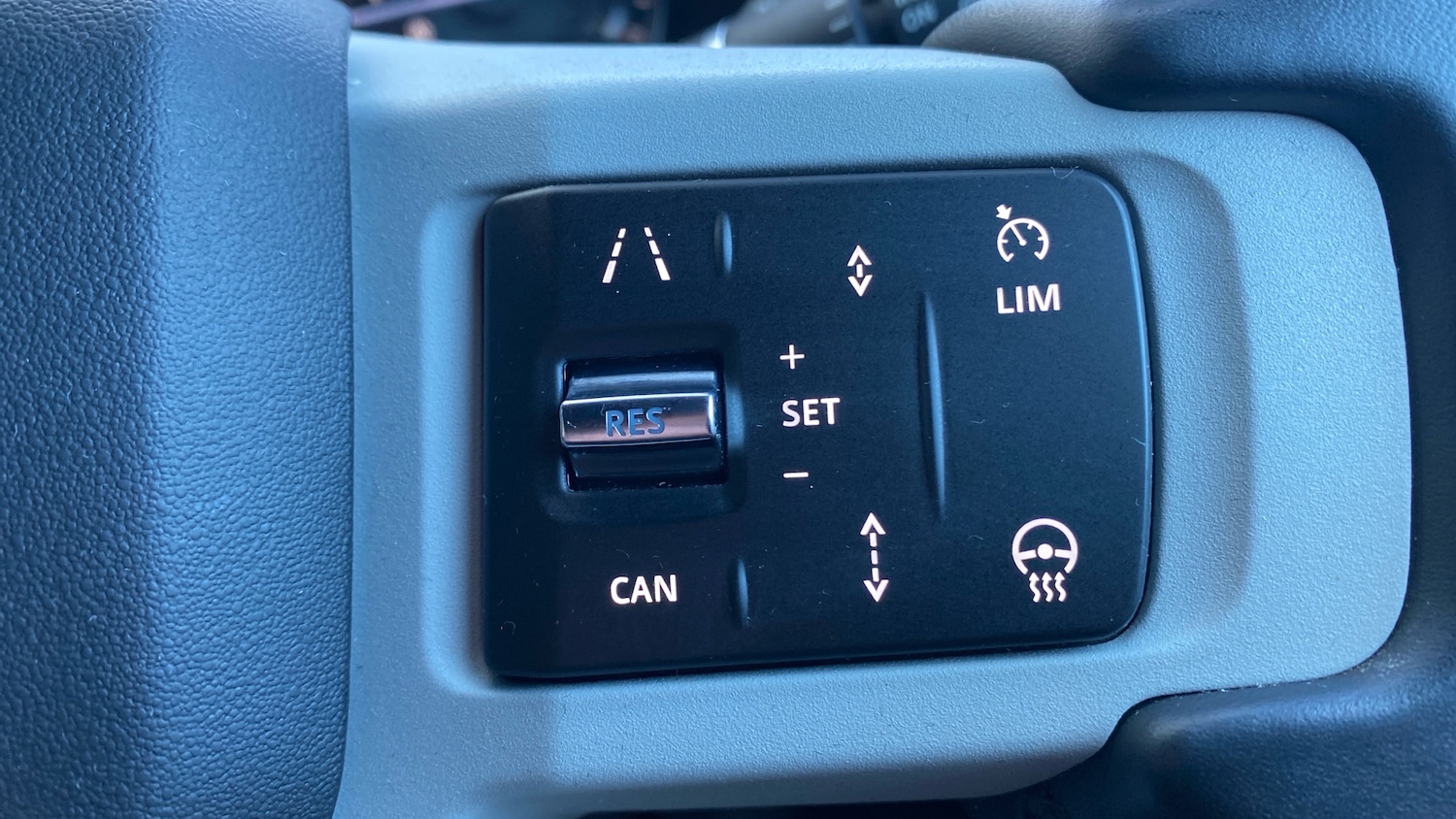 Used Land Rover Defender 2024 for sale - 77337485: Photo 58