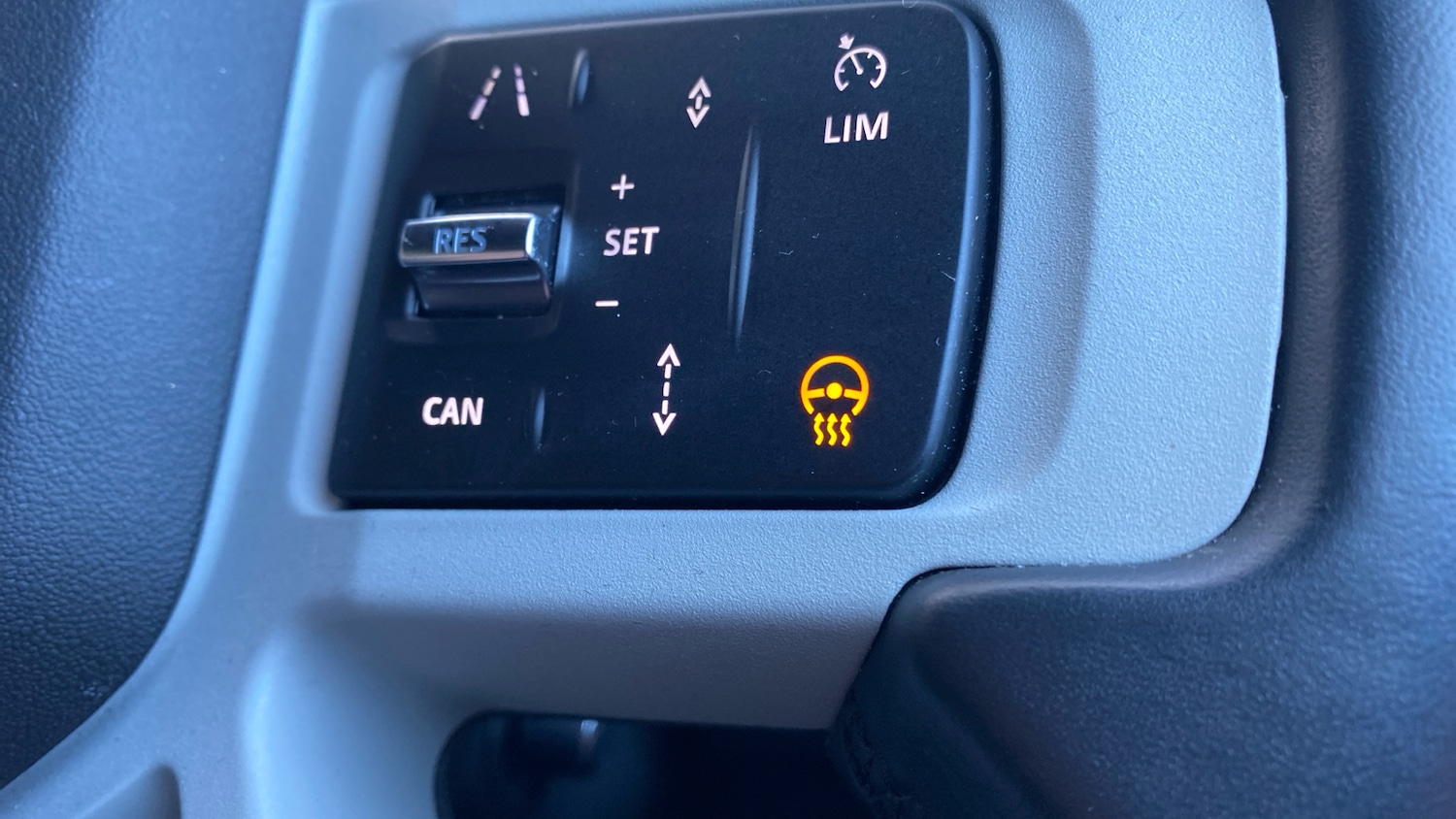 Used Land Rover Defender 2024 for sale - 77337485: Photo 59