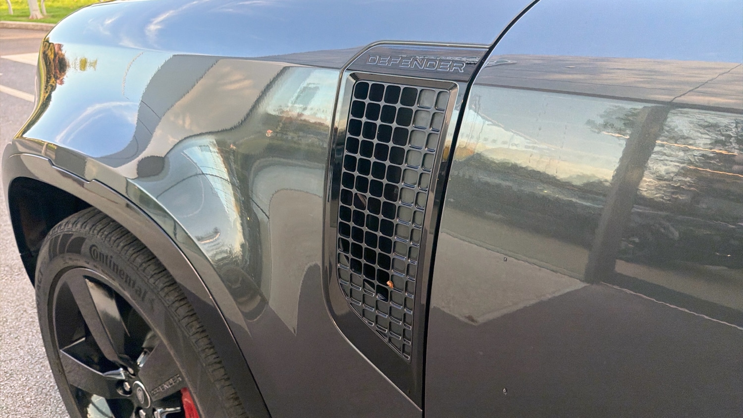 Used Land Rover Defender 2025 for sale - 76891949: Photo 20