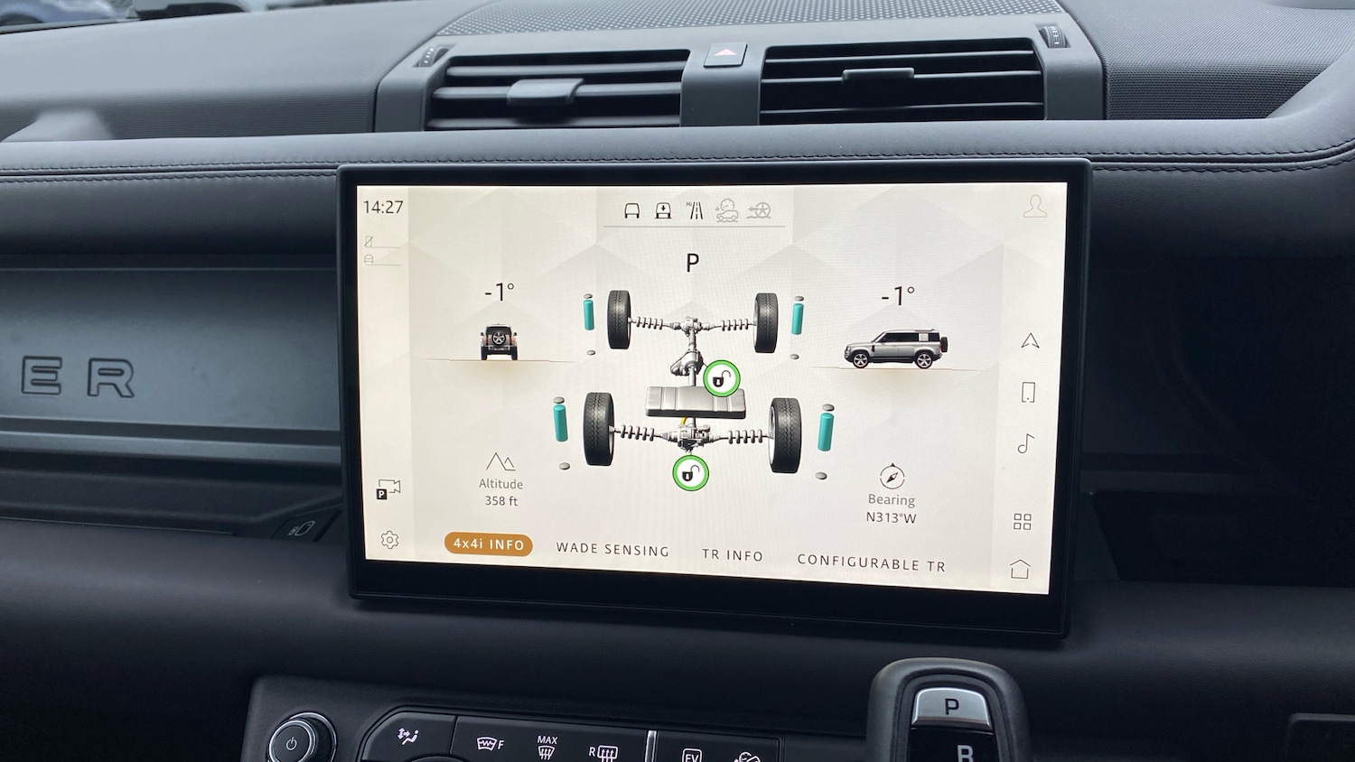 Used Land Rover Defender 2025 for sale - 76891949: Photo 64