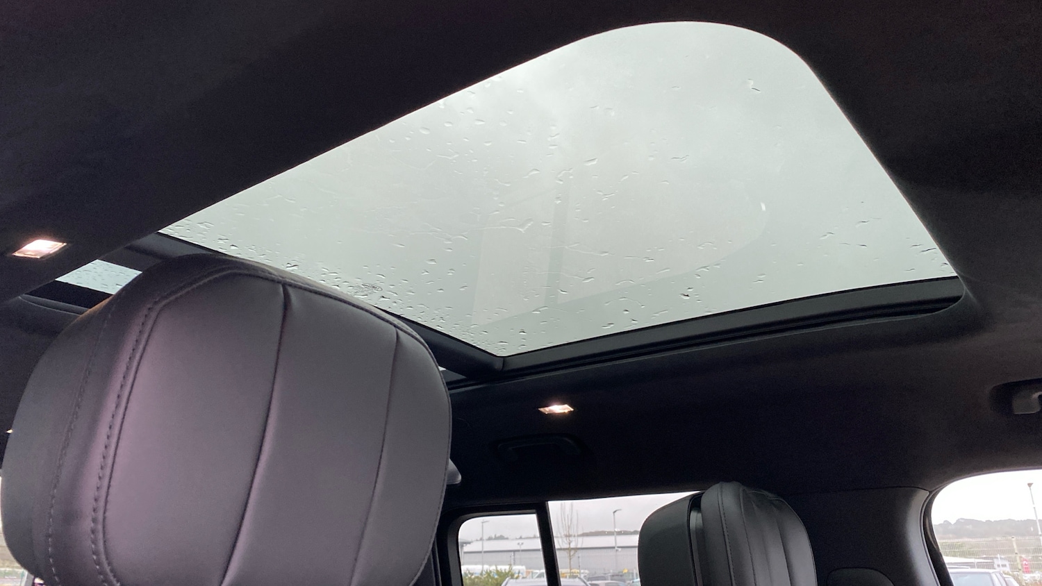 Used Land Rover Defender 2025 for sale - 76891949: Photo 71