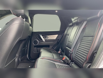Used Land Rover Discovery Sport 2021 for sale - 79162451: Photo