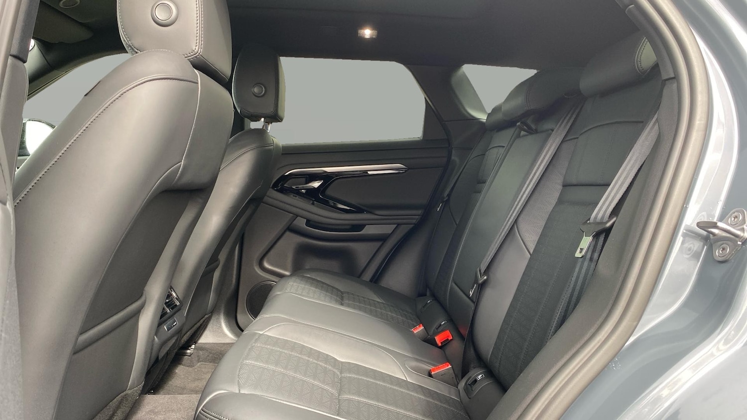 Used Land Rover Range Rover Evoque 2023 for sale - 77179906: Photo 4