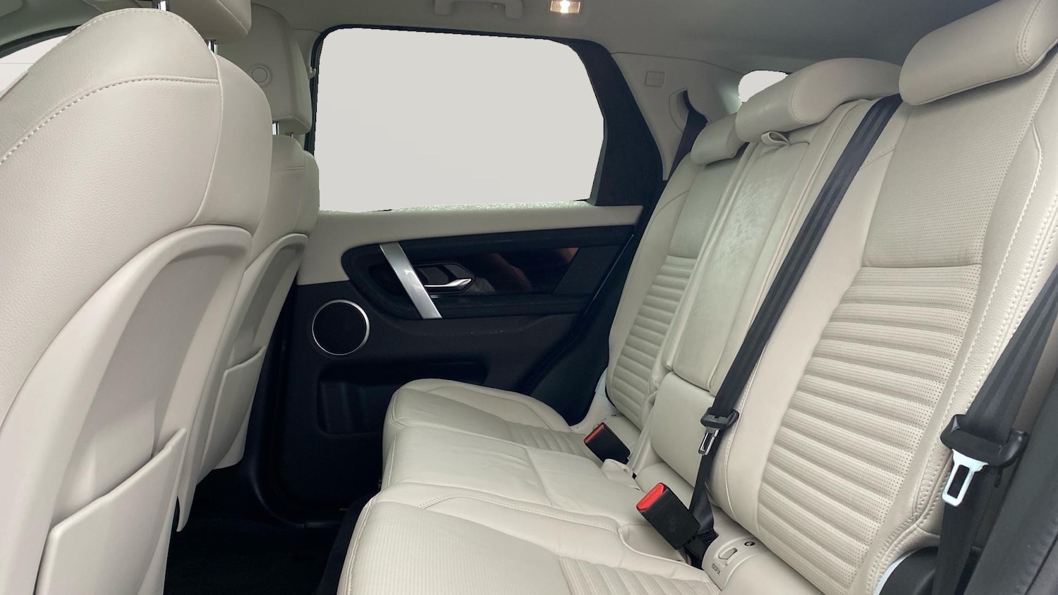 Used Land Rover Discovery Sport 2020 for sale - 77528522: Photo 4