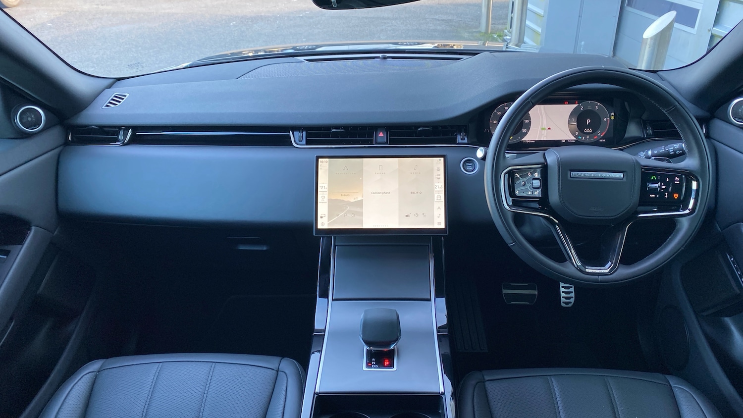 Used Land Rover Range Rover Evoque 2025 for sale - 77179904: Photo 9