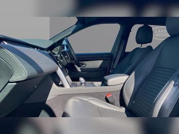 Used Land Rover Discovery Sport 2025 for sale - 79690468: Photo
