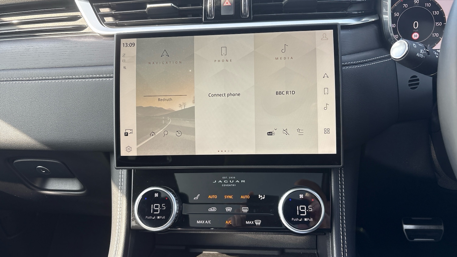 Used Jaguar F-Pace 2024 for sale - 77985196: Photo 14